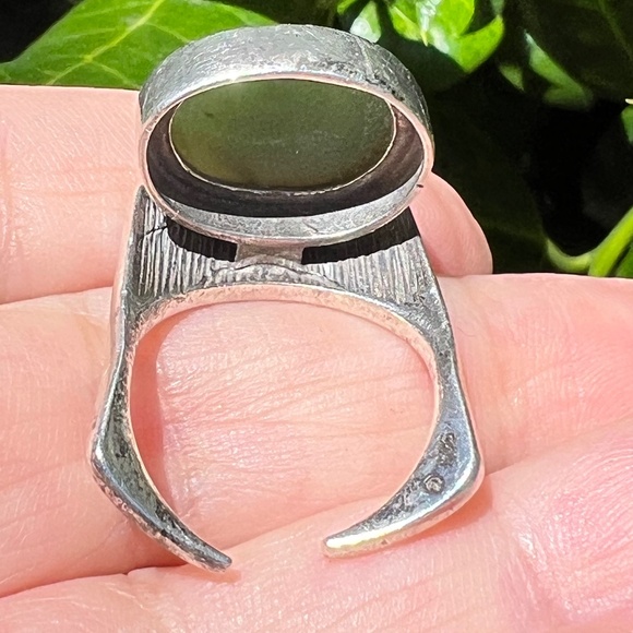 VINTAGE MODERNIST DESIGN JADE NEPHRITE CABOCHON RING 925 STERLING SILVER UNIQUE - Picture 4 of 16
